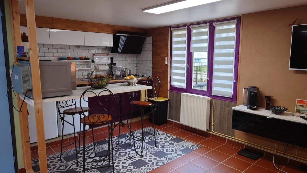 Ferienwohnung Chez David Bressuire Exterior foto